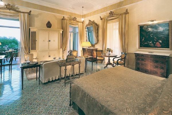 Grand Hotel Excelsior Vittoria (Sorrent)